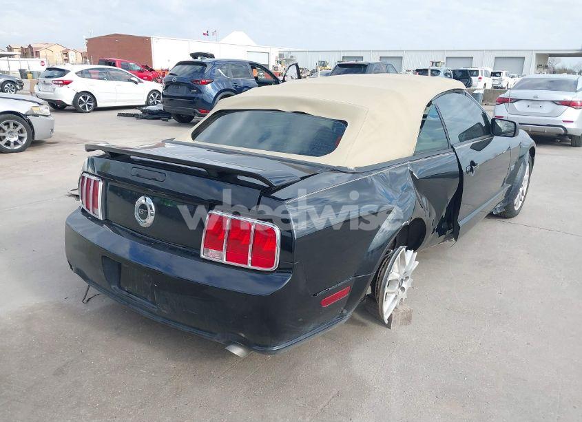 Photo 4 of 2005 Ford Mustang GT (VIN 1ZVFT85H655215033)
