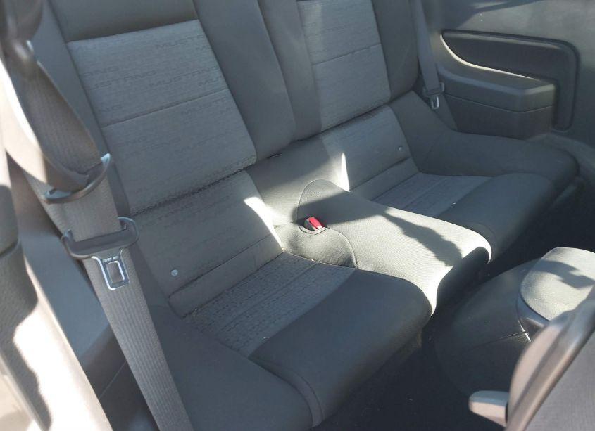 Photo 8 of 2008 Ford Mustang V6 DELUXE/V6 PREMIUM (VIN 1ZVHT80N085129243)