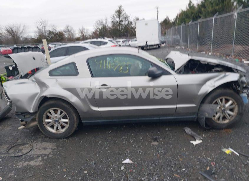 Photo 14 of 2008 Ford Mustang V6 PREMIUM (VIN 1ZVHT80N085133020)