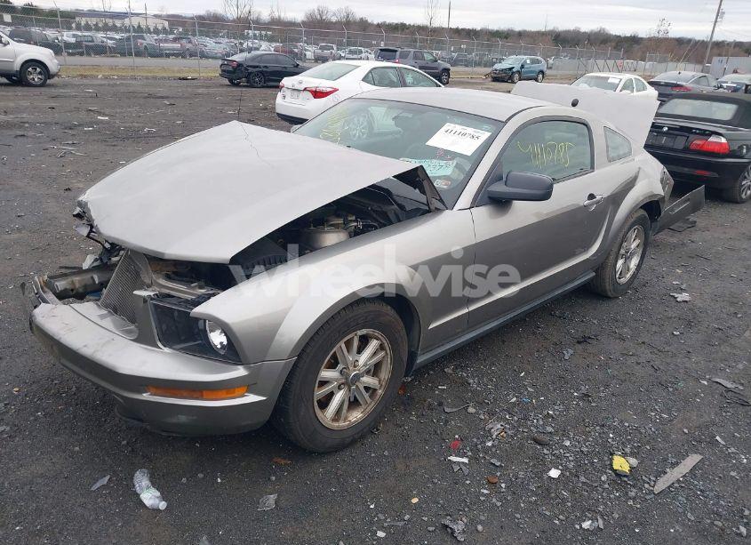 Photo 2 of 2008 Ford Mustang V6 PREMIUM (VIN 1ZVHT80N085133020)