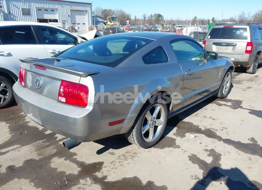 Photo 4 of 2008 Ford Mustang V6 DELUXE/V6 PREMIUM (VIN 1ZVHT80N185109924)