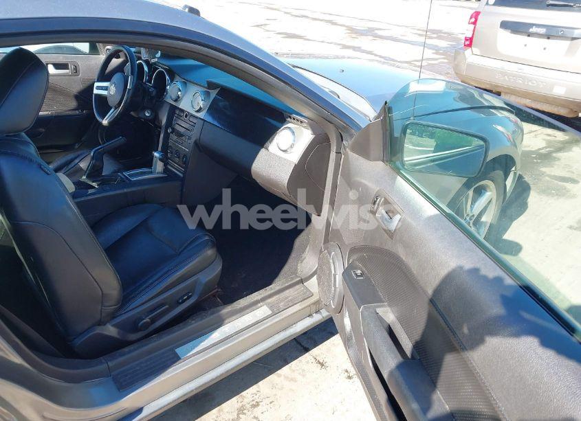 Photo 5 of 2008 Ford Mustang V6 DELUXE/V6 PREMIUM (VIN 1ZVHT80N185109924)