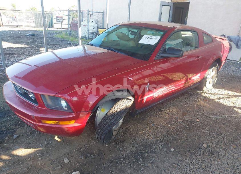 Photo 2 of 2008 Ford Mustang V6 DELUXE/V6 PREMIUM (VIN 1ZVHT80N185124424)