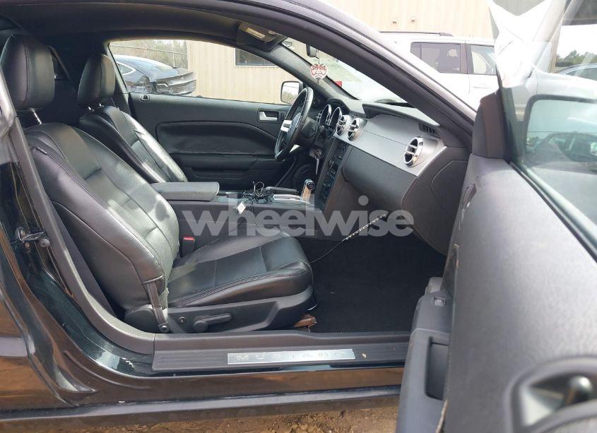 Photo 5 of 2006 Ford Mustang V6 (VIN 1ZVHT80N265139074)