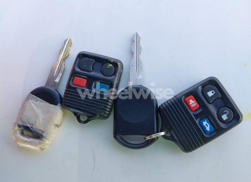 Photo 11 of 2006 Ford Mustang V6 (VIN 1ZVHT80N265141245)