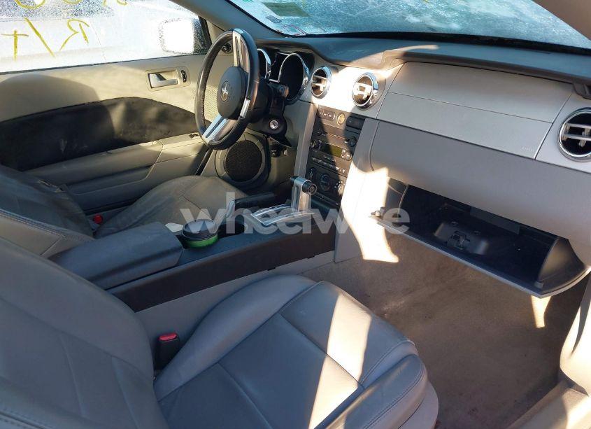 Photo 5 of 2006 Ford Mustang V6 (VIN 1ZVHT80N265180594)