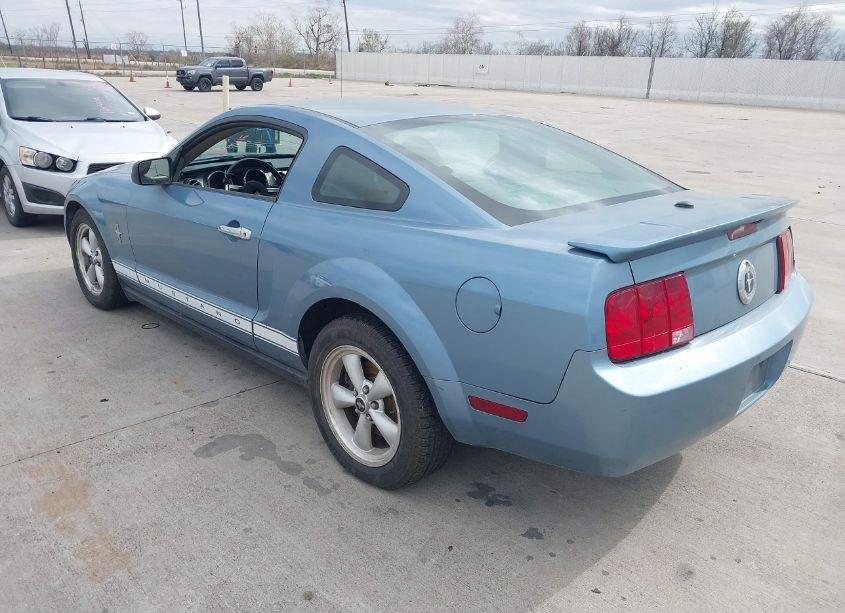 Photo 3 of 2008 Ford Mustang V6 DELUXE/V6 PREMIUM (VIN 1ZVHT80N285115988)