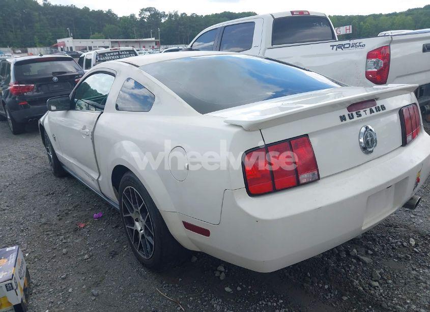 Photo 3 of 2009 Ford Mustang V6/V6 PREMIUM (VIN 1ZVHT80N295100795)