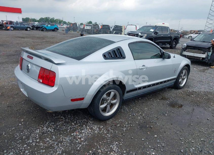 Photo 4 of 2006 Ford Mustang V6 (VIN 1ZVHT80N365131890)