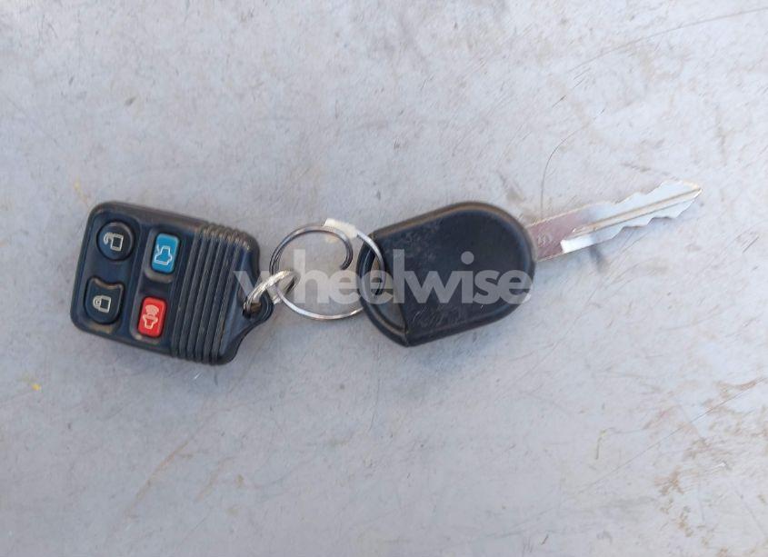 Photo 11 of 2006 Ford Mustang V6 (VIN 1ZVHT80N365160130)