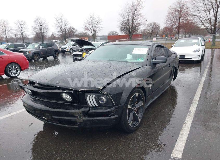 Photo 2 of 2007 Ford Mustang V6 DELUXE/V6 PREMIUM (VIN 1ZVHT80N375320203)