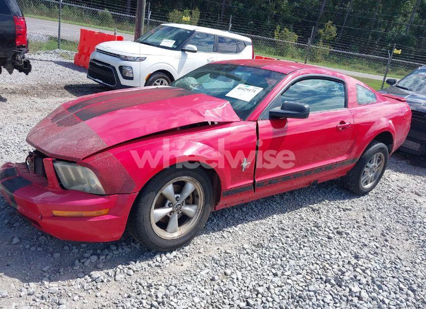 Photo 2 of 2007 Ford Mustang V6 DELUXE/V6 PREMIUM (VIN 1ZVHT80N375338149)