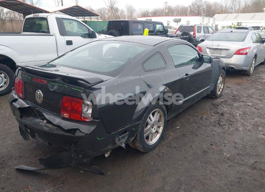 Photo 4 of 2007 Ford Mustang V6 DELUXE/V6 PREMIUM (VIN 1ZVHT80N375369269)