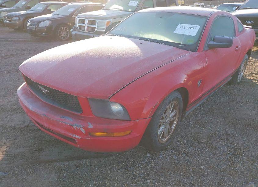 Photo 2 of 2009 Ford Mustang V6/V6 PREMIUM (VIN 1ZVHT80N395118058)