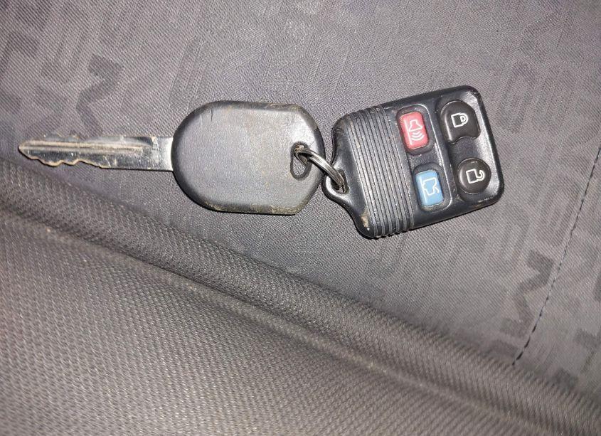 Photo 11 of 2006 Ford Mustang V6 (VIN 1ZVHT80N465117870)