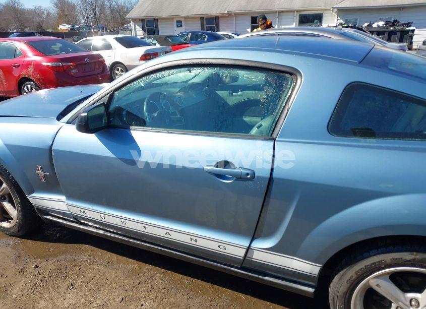 Photo 14 of 2006 Ford Mustang V6 (VIN 1ZVHT80N465199499)