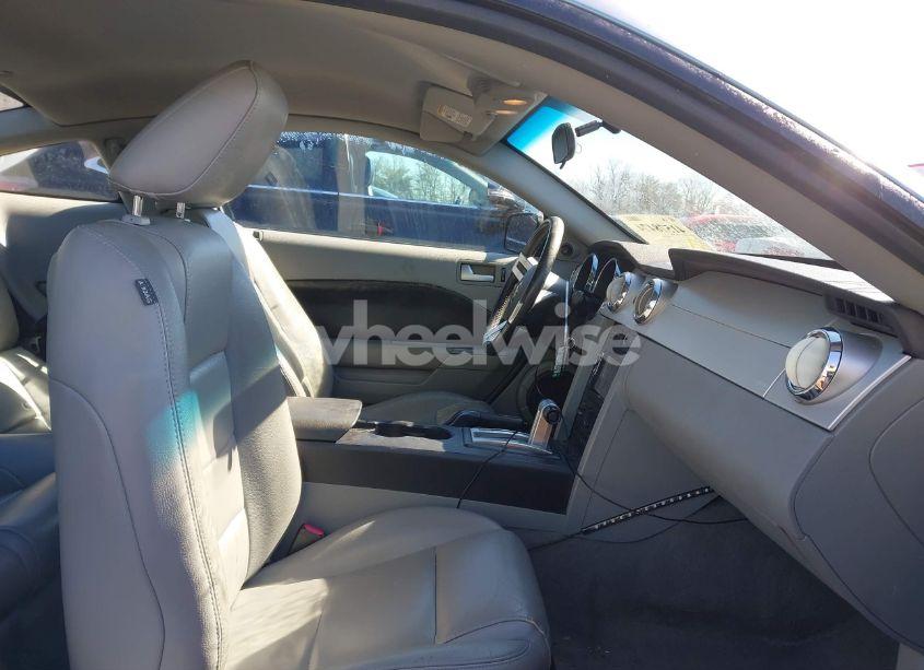 Photo 5 of 2006 Ford Mustang V6 (VIN 1ZVHT80N465199499)