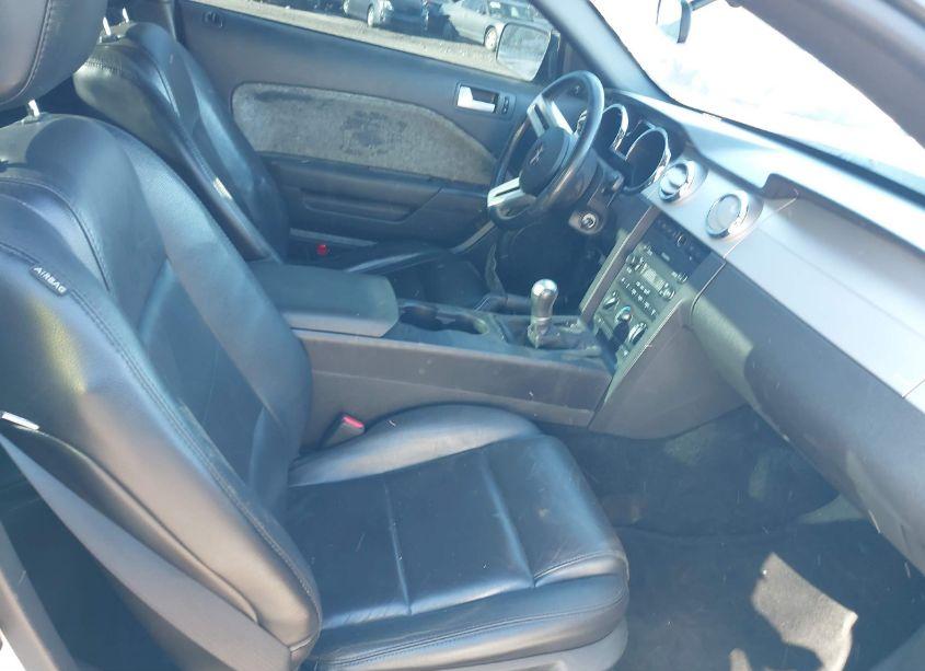 Photo 5 of 2006 Ford Mustang V6 (VIN 1ZVHT80N465245834)