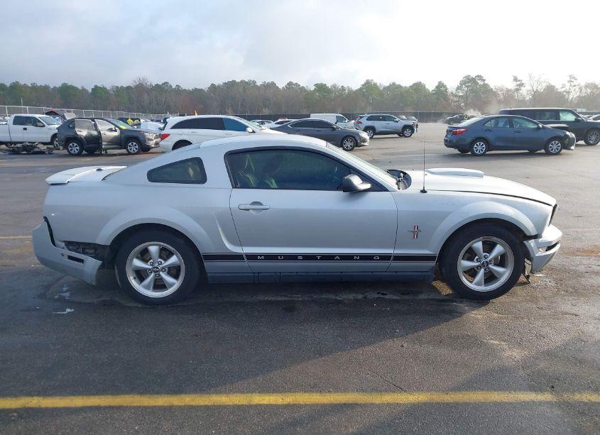 Photo 13 of 2007 Ford Mustang V6 DELUXE/V6 PREMIUM (VIN 1ZVHT80N475250615)