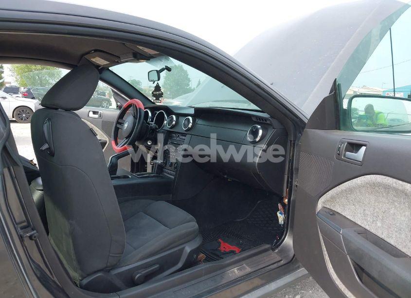 Photo 5 of 2008 Ford Mustang V6 DELUXE/V6 PREMIUM (VIN 1ZVHT80N485109173)