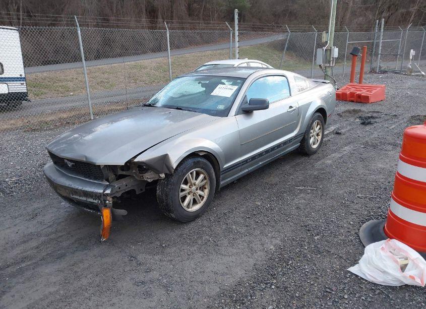Photo 2 of 2008 Ford Mustang V6 DELUXE/V6 PREMIUM (VIN 1ZVHT80N485200895)