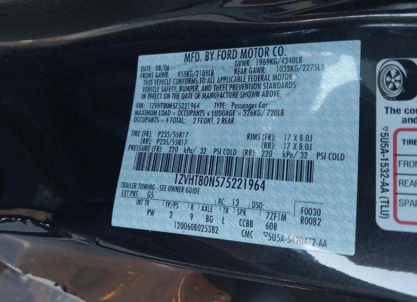 Photo 9 of 2007 Ford Mustang V6 DELUXE/V6 PREMIUM (VIN 1ZVHT80N575221964)