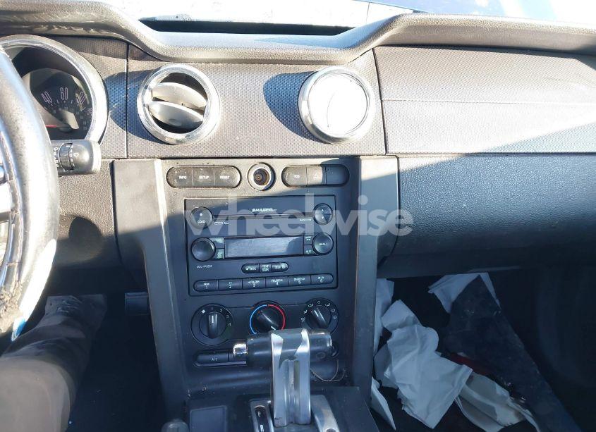 Photo 13 of 2007 Ford Mustang V6 DELUXE/V6 PREMIUM (VIN 1ZVHT80N575361934)