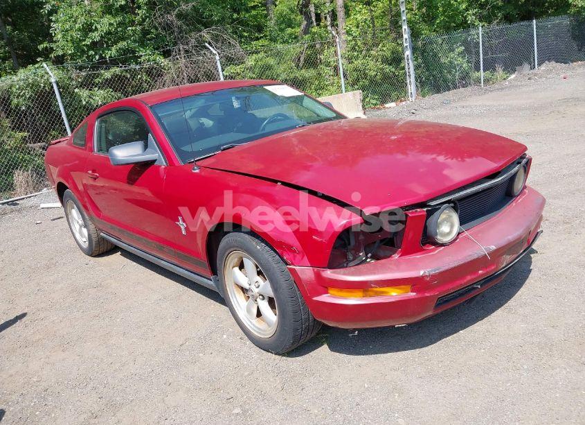 2008 Ford Mustang V6 DELUXE/V6 PREMIUM (VIN 1ZVHT80N585136267) main photo