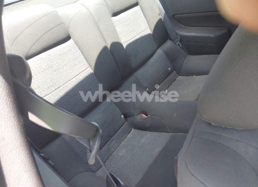 Photo 8 of 2009 Ford Mustang V6/V6 PREMIUM (VIN 1ZVHT80N595126582)