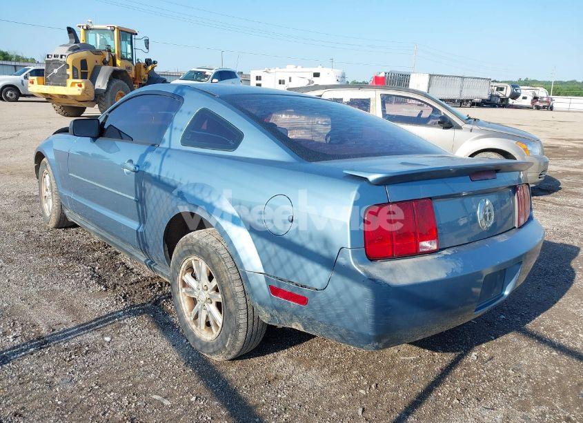 Photo 3 of 2008 Ford Mustang V6 DELUXE/V6 PREMIUM (VIN 1ZVHT80N685107327)