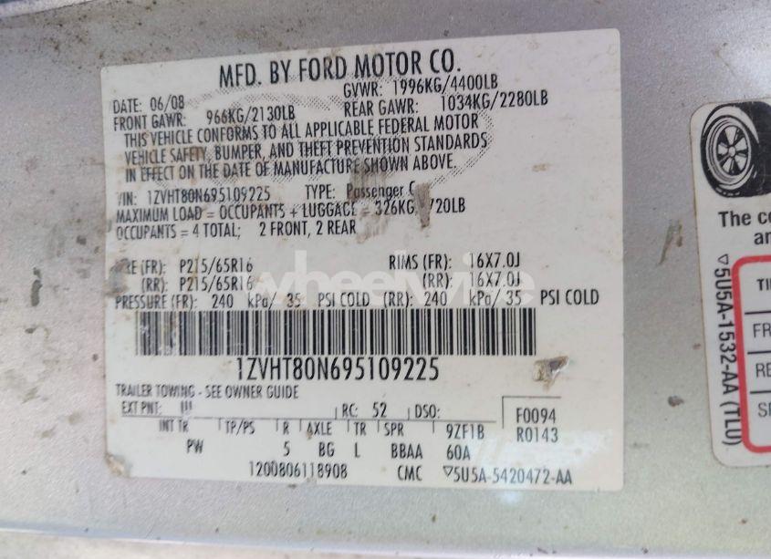 Photo 9 of 2009 Ford Mustang V6/V6 PREMIUM (VIN 1ZVHT80N695109225)