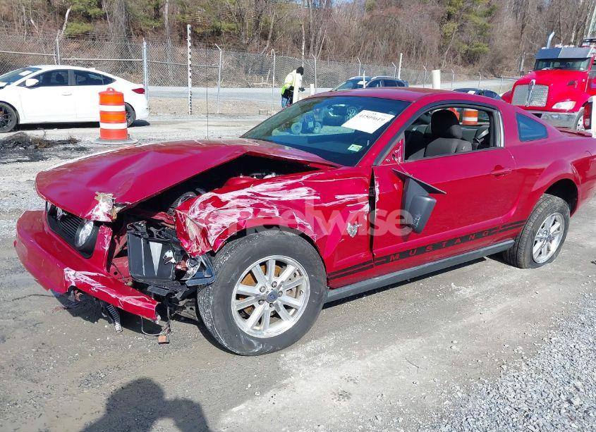 Photo 2 of 2009 Ford Mustang V6/V6 PREMIUM (VIN 1ZVHT80N695136392)