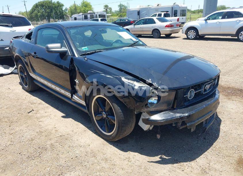 2009 Ford Mustang V6 PREMIUM (VIN 1ZVHT80N695146727) main photo