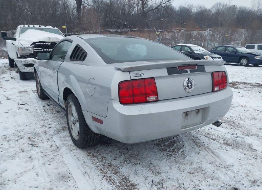 Photo 3 of 2007 Ford Mustang V6 DELUXE/V6 PREMIUM (VIN 1ZVHT80N775279428)