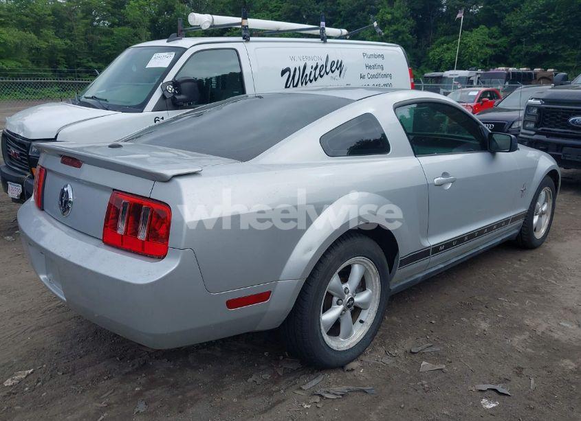 Photo 4 of 2008 Ford Mustang V6 DELUXE/V6 PREMIUM (VIN 1ZVHT80N785160327)