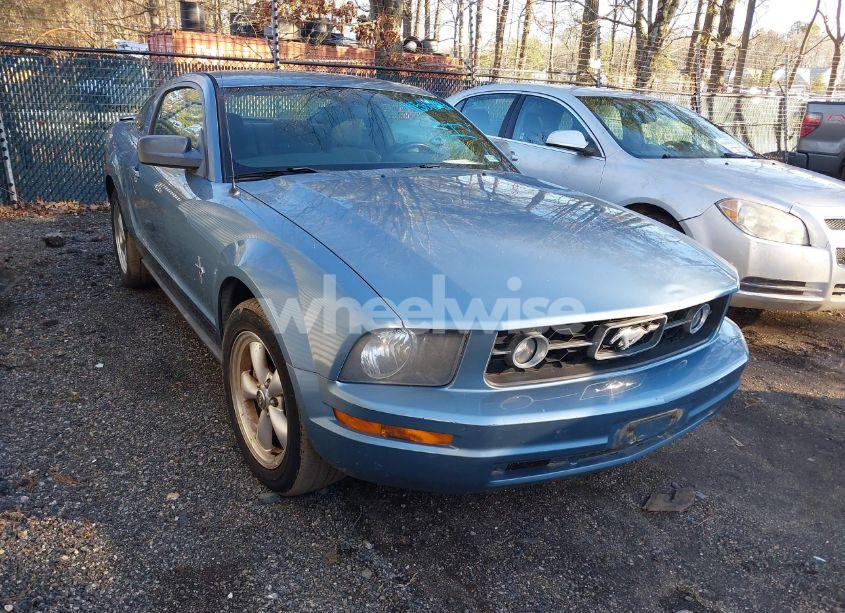 2007 Ford Mustang V6 DELUXE/V6 PREMIUM (VIN 1ZVHT80N875304658) main photo
