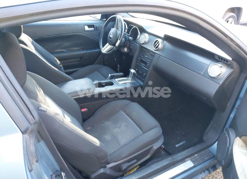 Photo 5 of 2007 Ford Mustang V6 DELUXE/V6 PREMIUM (VIN 1ZVHT80N875304658)