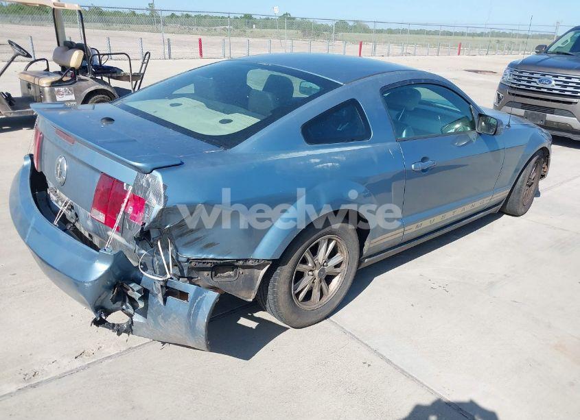 Photo 4 of 2008 Ford Mustang V6 DELUXE/V6 PREMIUM (VIN 1ZVHT80N885116630)