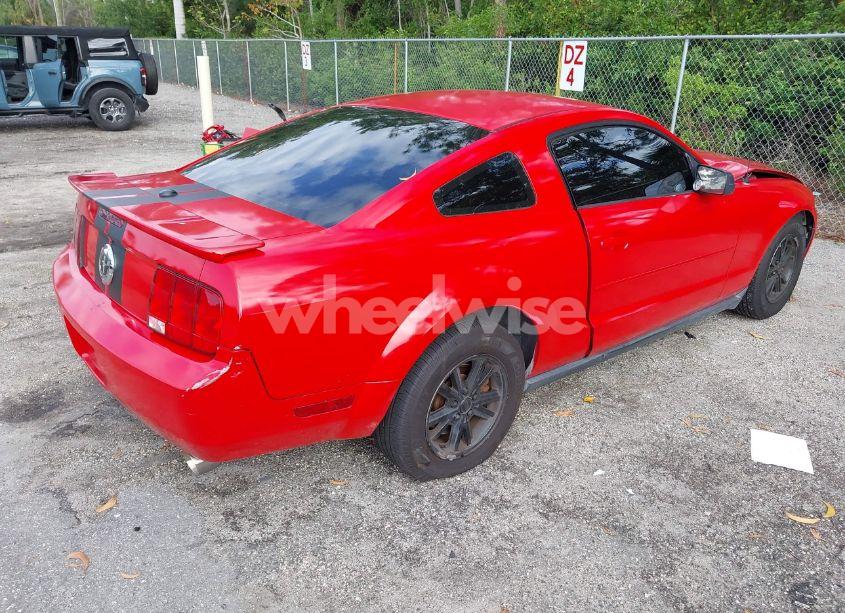 Photo 4 of 2008 Ford Mustang V6 DELUXE/V6 PREMIUM (VIN 1ZVHT80N885207607)