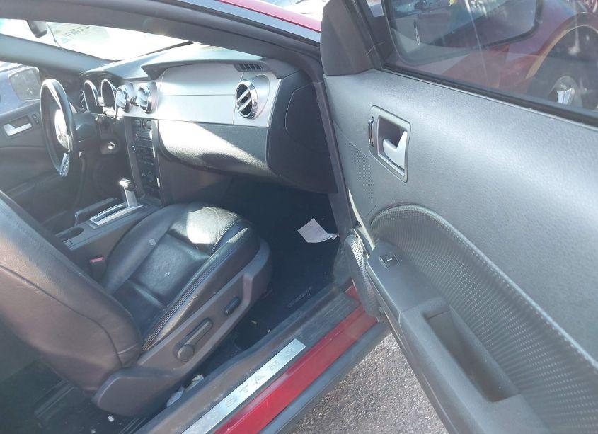 Photo 5 of 2008 Ford Mustang V6 DELUXE/V6 PREMIUM (VIN 1ZVHT80N985124414)