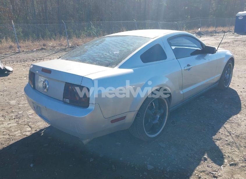 Photo 4 of 2008 Ford Mustang V6 DELUXE/V6 PREMIUM (VIN 1ZVHT80N985155453)