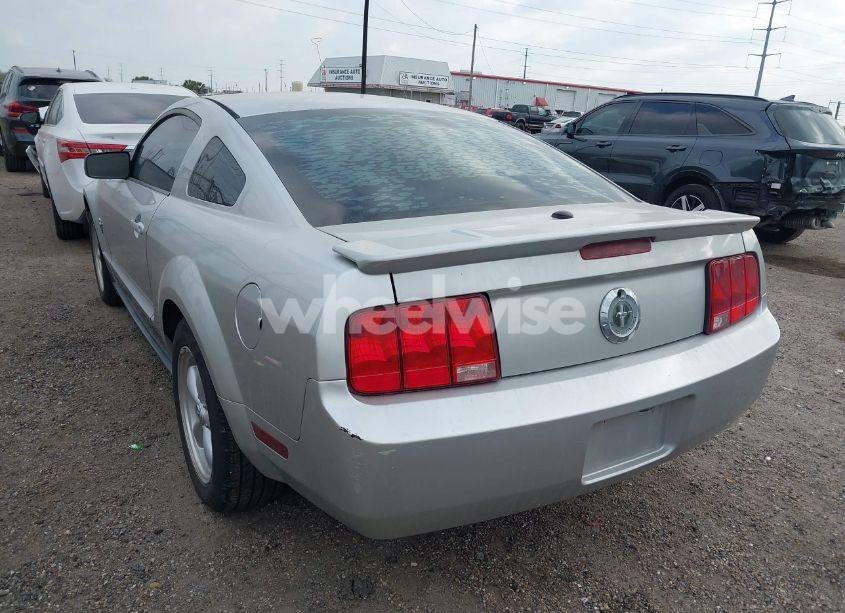 Photo 3 of 2009 Ford Mustang V6/V6 PREMIUM (VIN 1ZVHT80N995101409)