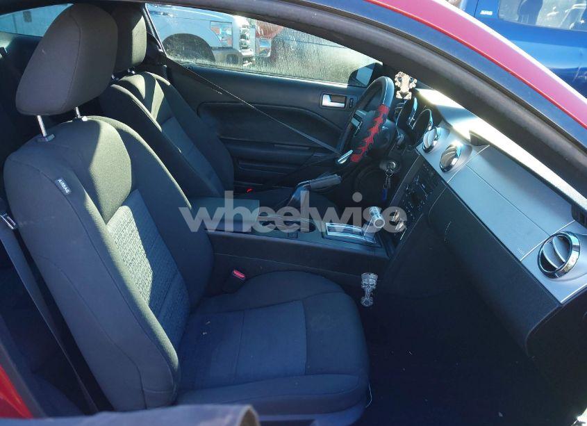 Photo 5 of 2009 Ford Mustang V6/V6 PREMIUM (VIN 1ZVHT80N995102298)