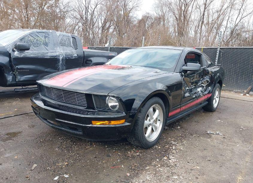 Photo 2 of 2009 Ford Mustang V6/V6 PREMIUM (VIN 1ZVHT80N995139769)