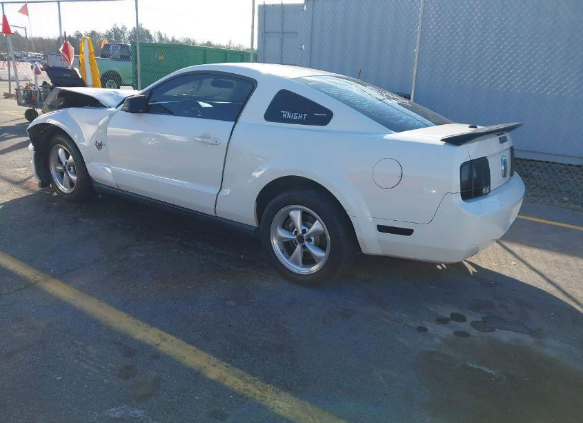 Photo 3 of 2009 Ford Mustang V6/V6 PREMIUM (VIN 1ZVHT80N995141764)