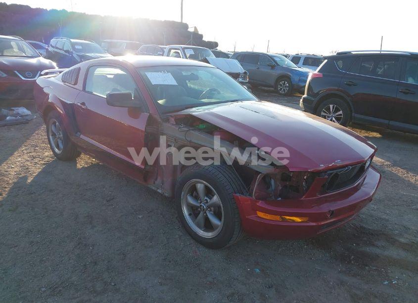 2006 Ford Mustang V6 (VIN 1ZVHT80NX65264971) main photo