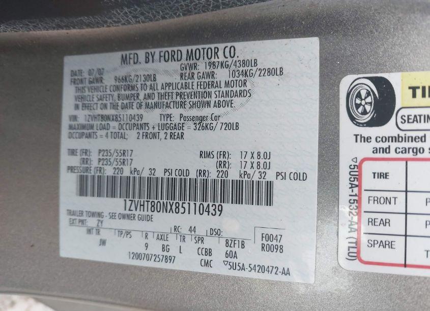 Photo 9 of 2008 Ford Mustang (VIN 1ZVHT80NX85110439)