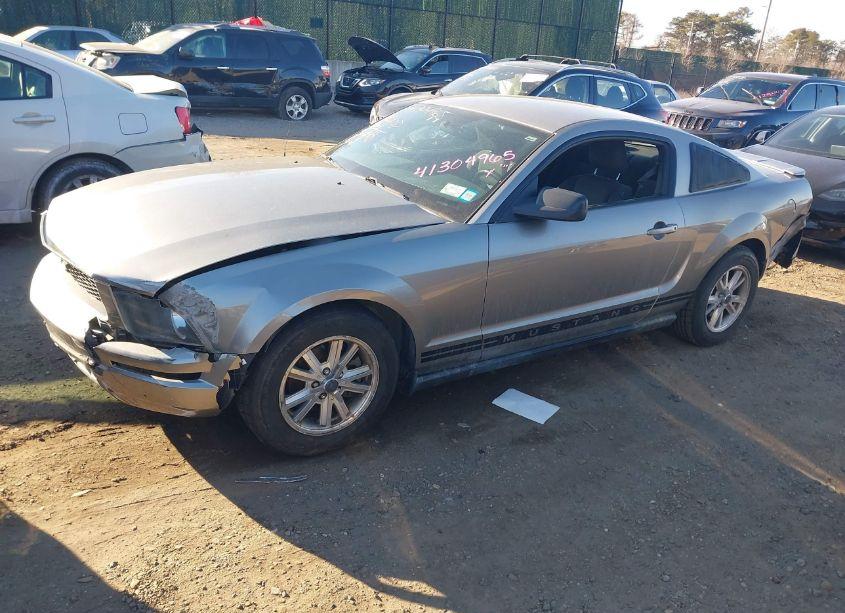 Photo 2 of 2008 Ford Mustang V6 DELUXE/V6 PREMIUM (VIN 1ZVHT80NX85154831)