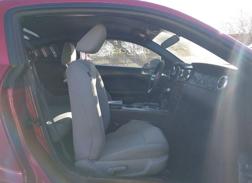 Photo 5 of 2008 Ford Mustang V6 DELUXE/V6 PREMIUM (VIN 1ZVHT80NX85156501)