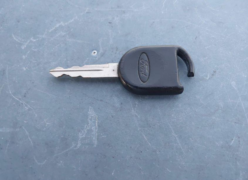 Photo 11 of 2009 Ford Mustang V6 (VIN 1ZVHT80NX95100897)